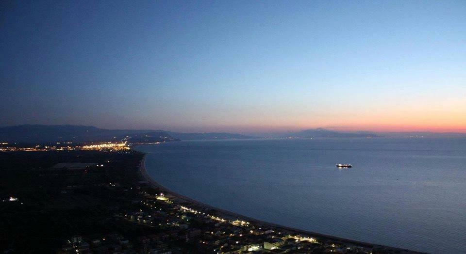 Hotel Ristorante Antica Marina Nicotera Bagian luar foto